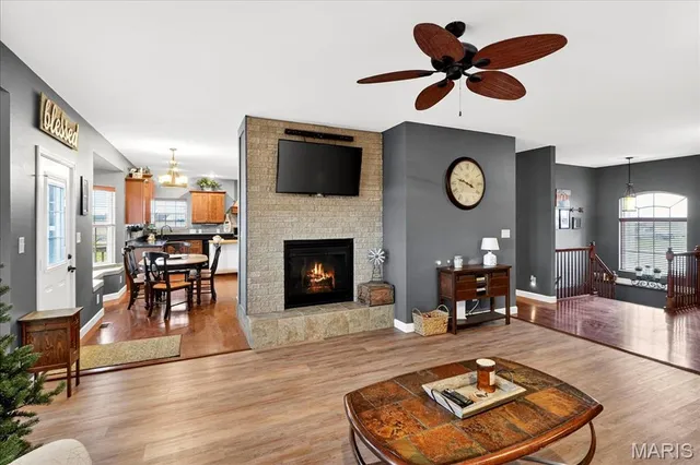 $450,000 | 6353 Highway 15, Mascoutah, IL 62258