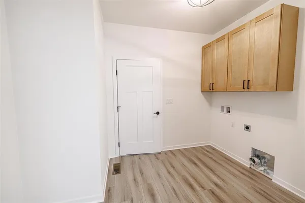 $379,900 | 3801 North Woodbury Lane, Janesville, WI 53545