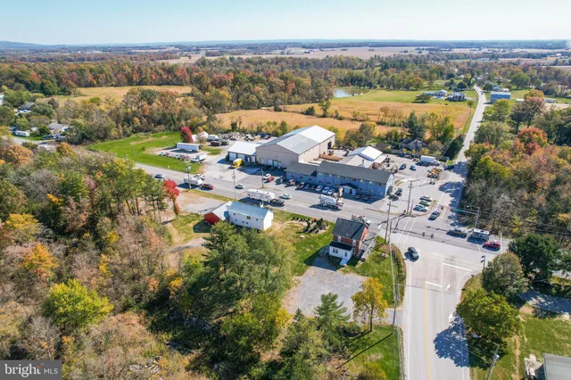 $500,000 | 2520 York Road, Gettysburg, PA 17325