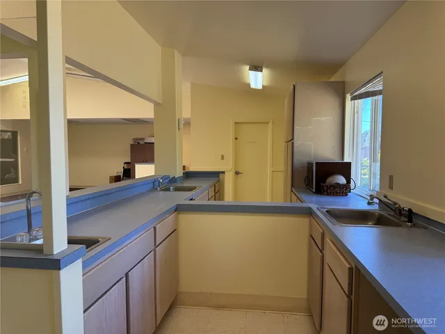 $1,600 | 31 Colwell Street, Port Hadlock, WA 98339