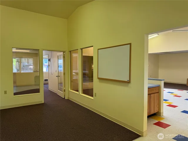 $1,600 | 31 Colwell Street, Port Hadlock, WA 98339