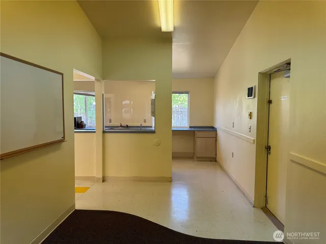 $1,600 | 31 Colwell Street, Port Hadlock, WA 98339