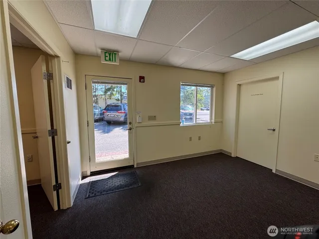 $1,600 | 31 Colwell Street, Port Hadlock, WA 98339