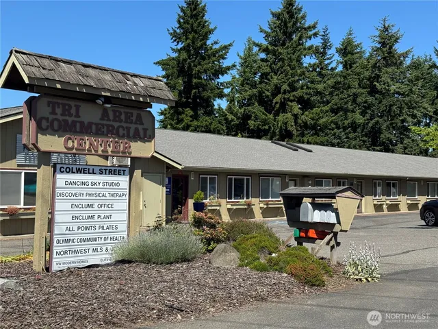 $1,600 | 31 Colwell Street, Port Hadlock, WA 98339