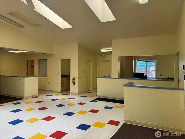 $1,600 | 31 Colwell Street, Port Hadlock, WA 98339