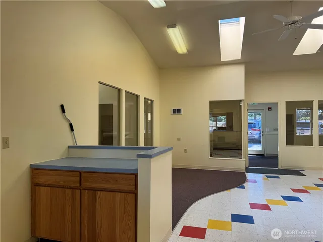 $1,600 | 31 Colwell Street, Port Hadlock, WA 98339