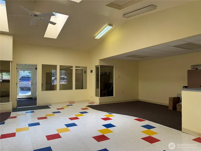 $1,600 | 31 Colwell Street, Port Hadlock, WA 98339