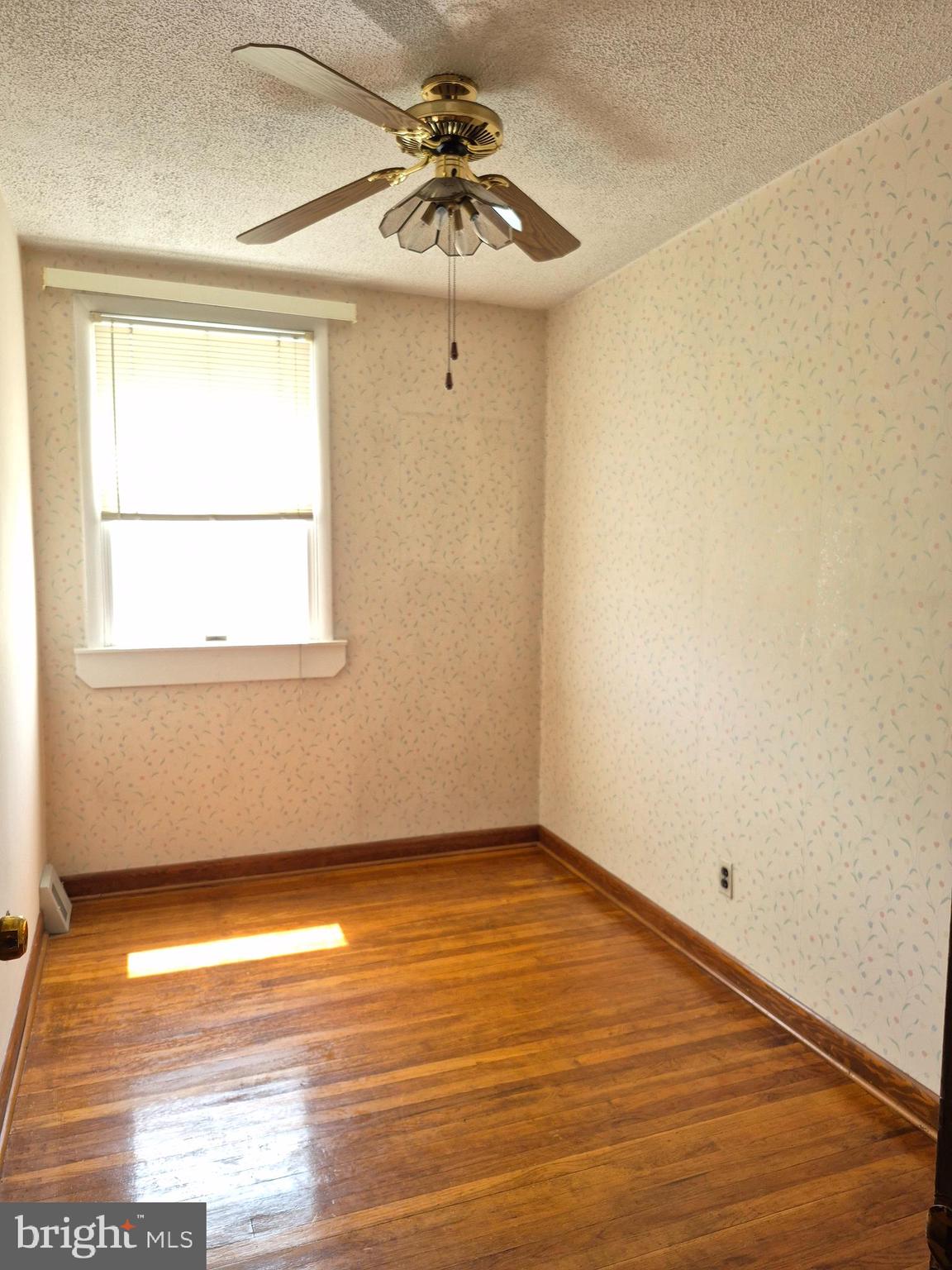 240 Rock Street Philadelphia, PA 19128 - Photo 18 of 27 3rd bedroom