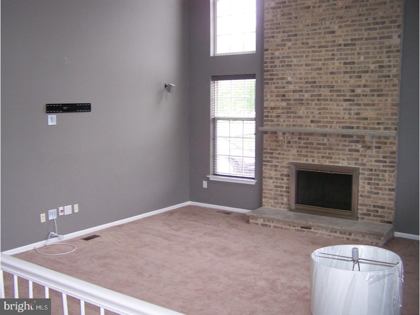 4 Cox Farm Road Burlington, NJ 08016 - Photo 11 of 25 Family Room