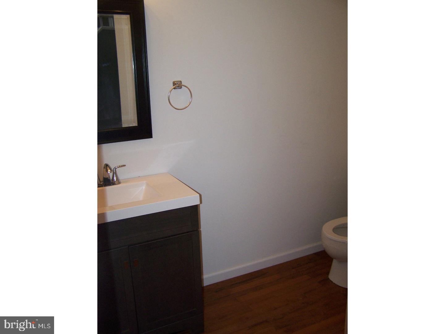 4 Cox Farm Road Burlington, NJ 08016 - Photo 14 of 25 Half Bath