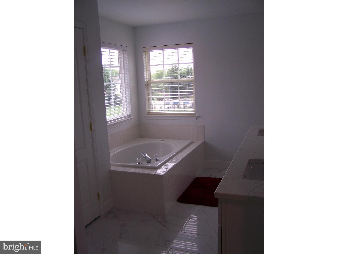 4 Cox Farm Road Burlington, NJ 08016 - Photo 18 of 25 Master Bathroom
