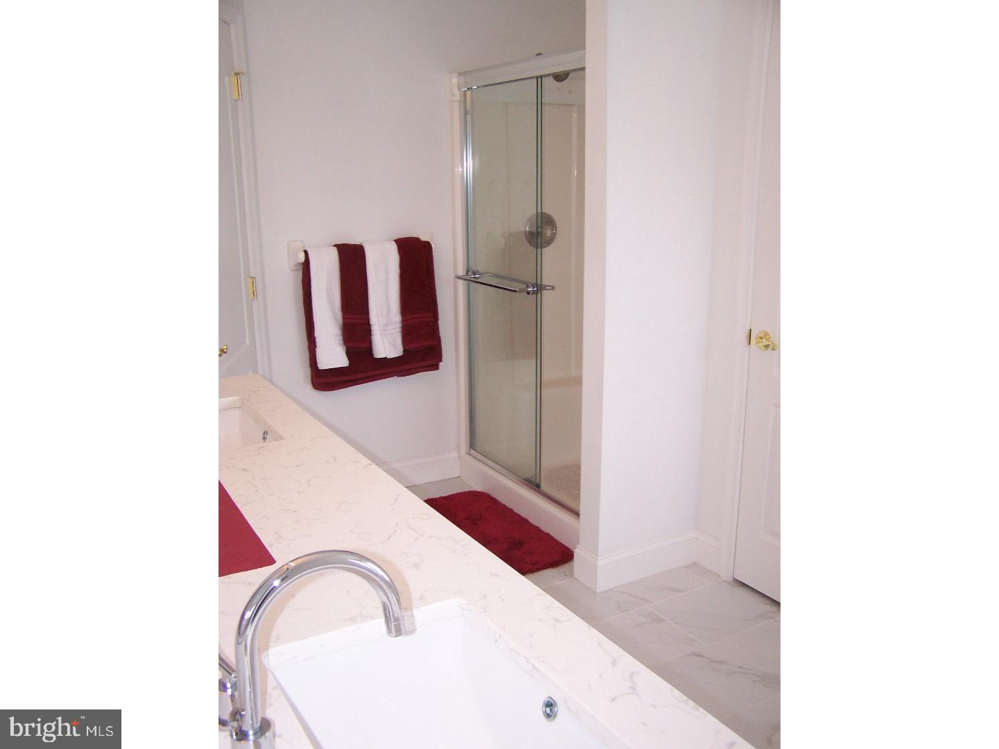 4 Cox Farm Road Burlington, NJ 08016 - Photo 20 of 25 Master Bathroom