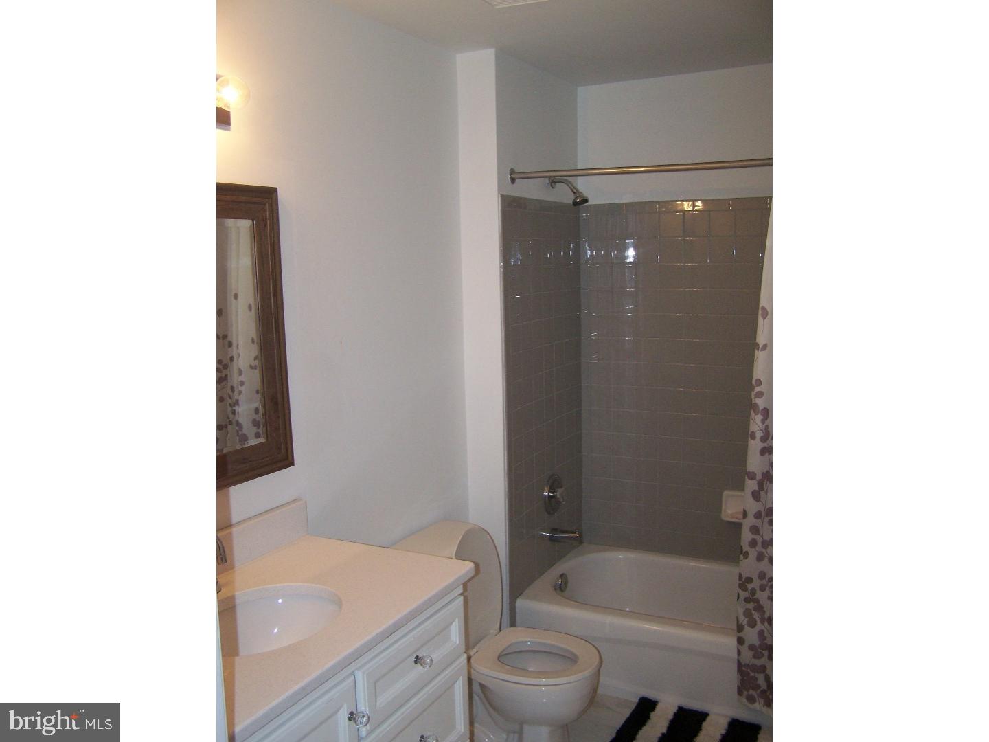 4 Cox Farm Road Burlington, NJ 08016 - Photo 24 of 25 Bathroom