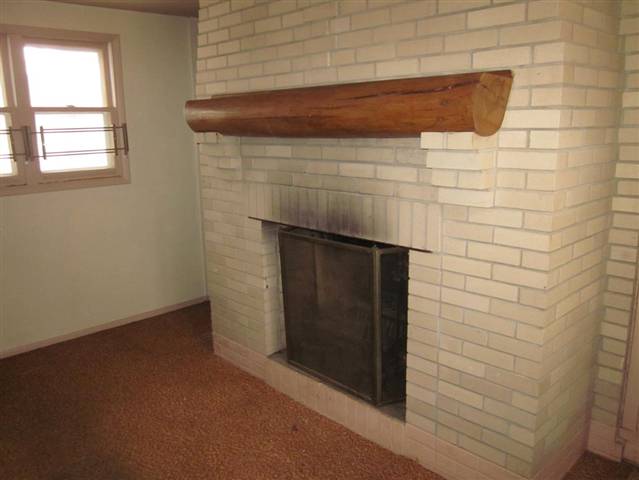 210 North Rolff Street Davenport, IA 52804 - Photo 3 of 10 Gallery Image 3