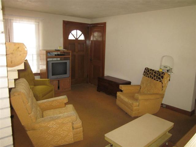 210 North Rolff Street Davenport, IA 52804 - Photo 4 of 10 Gallery Image 4