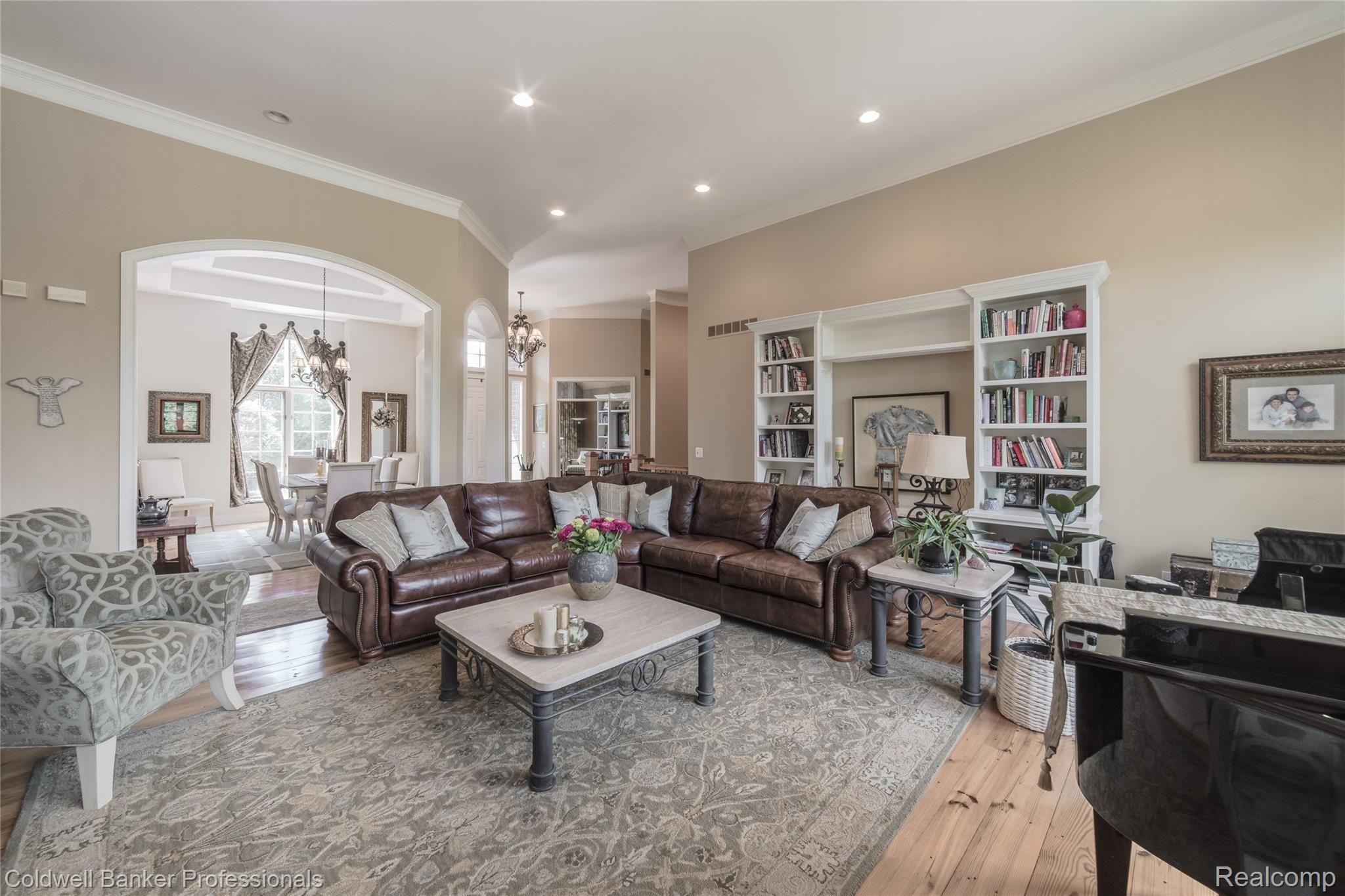 6998 Oakhurst Ridge Road Clarkston, MI 48348 - Photo 17 of 80 6998 OakhurstRidge-17.jpg