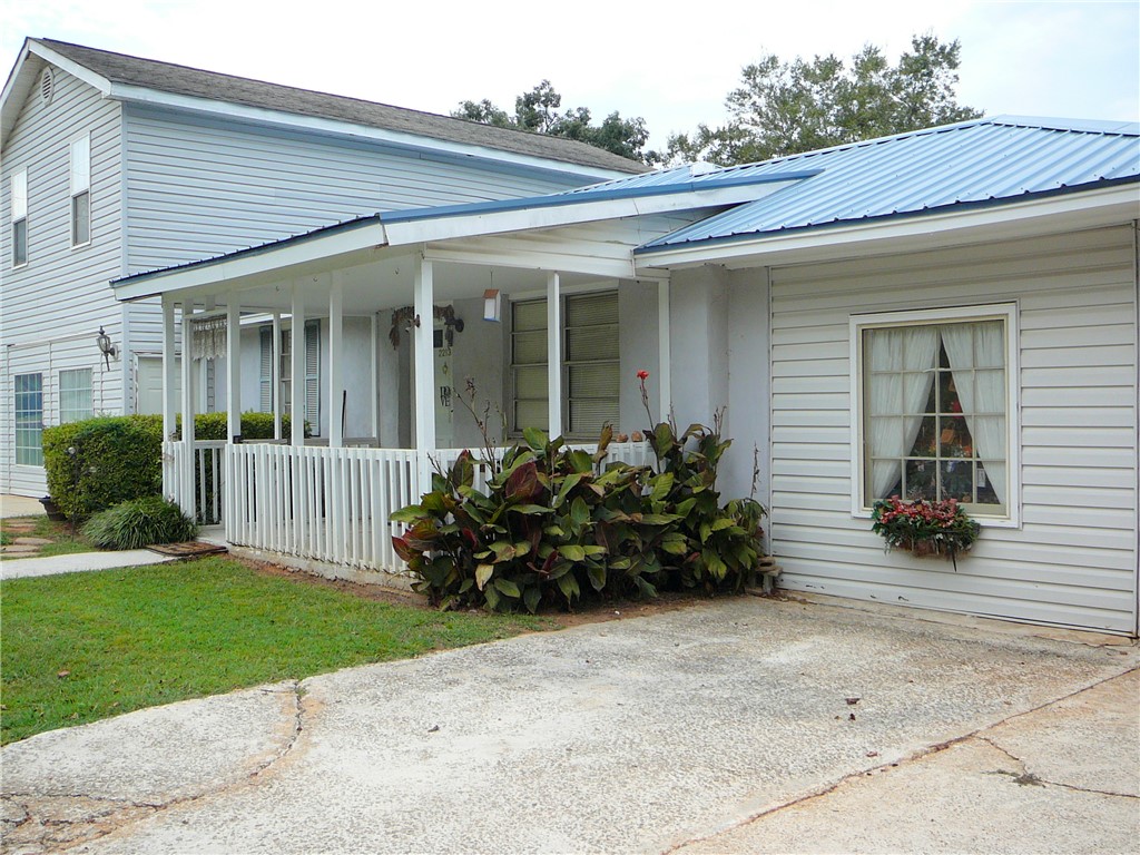 2213 Broadway Lake Road Anderson, SC 29621 - Photo 1 of 20