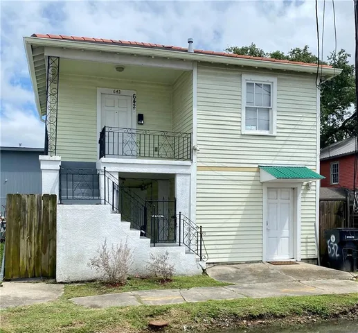 $1,000 | 642 North White Street, Unit B, New Orleans, LA 70119