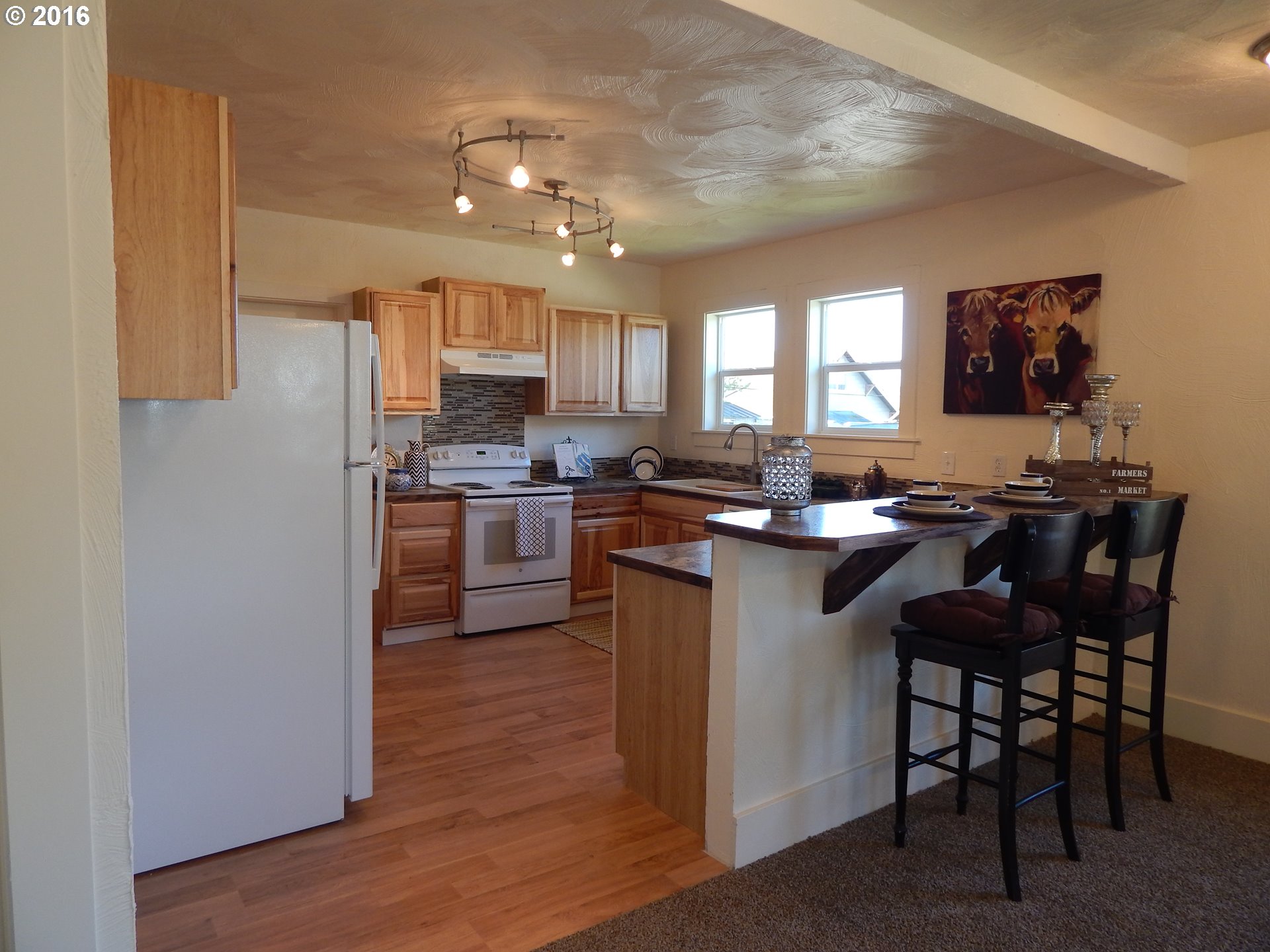 1530 Doborout Street Myrtle Point, OR 97458 - Photo 2 of 14 Gallery Image 2