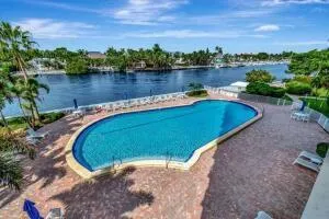 $860,000 | 200 Mac Farlane Drive, Unit N203, Delray Beach, FL 33483