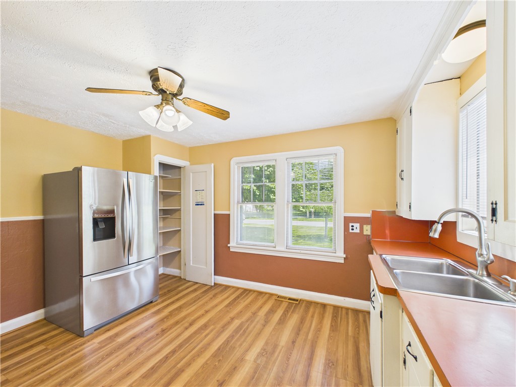 79 Ridgewood Drive Irondequoit, NY 14622 - Photo 9 of 50