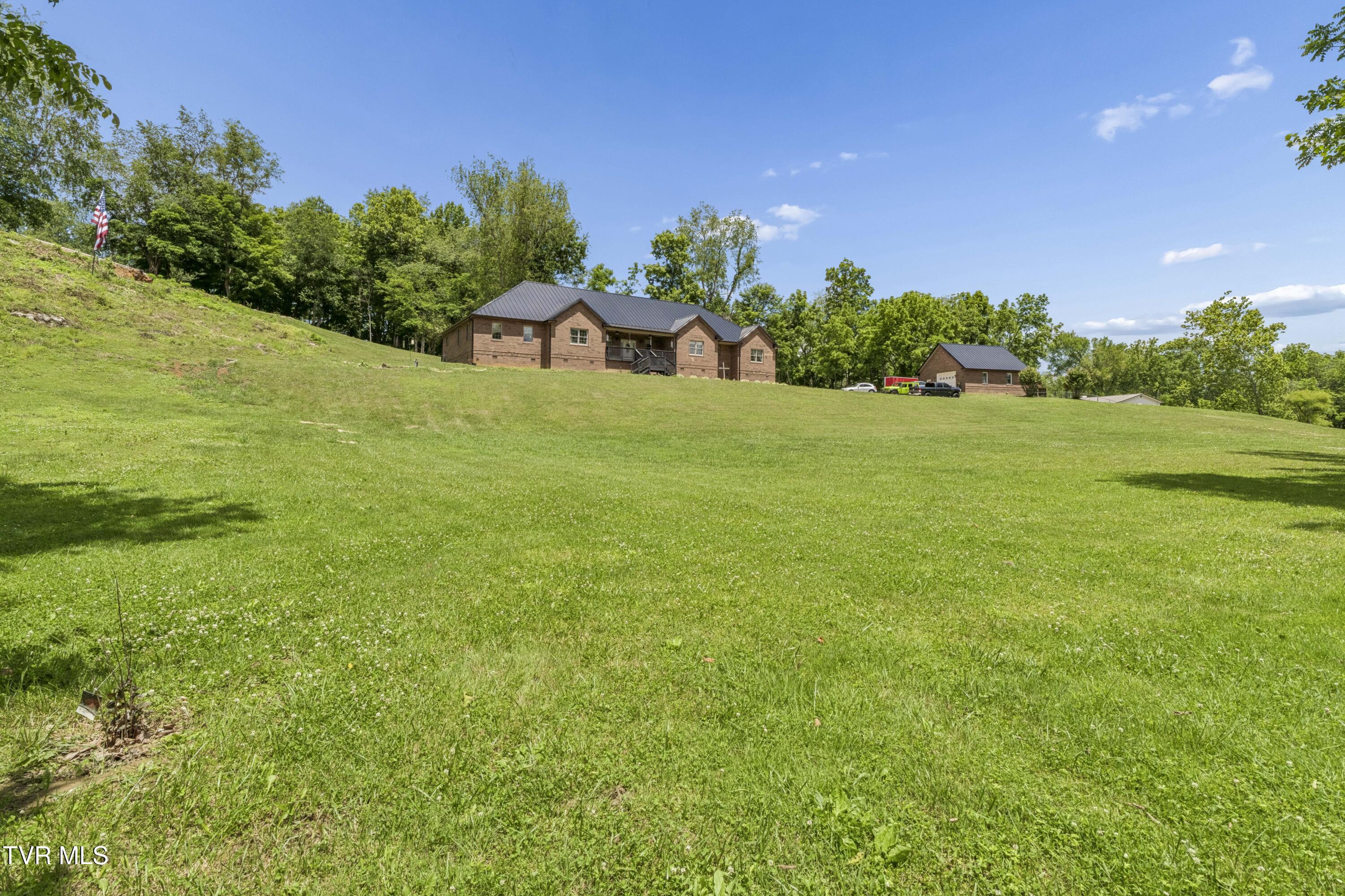 108 Trammel Road Bristol, TN 37620 - Photo 13 of 85 Trammel2-14