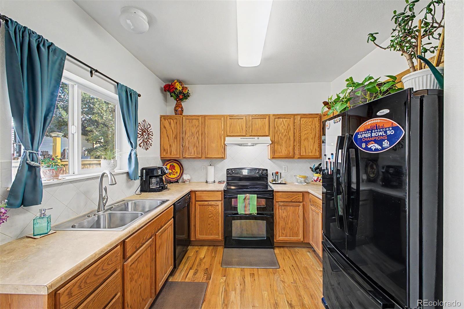 409 Dee Road Johnstown, CO 80534 - Photo 13 of 38