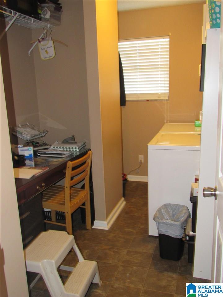 503 Sheila Lane Clanton, AL 35045 - Photo 14 of 49