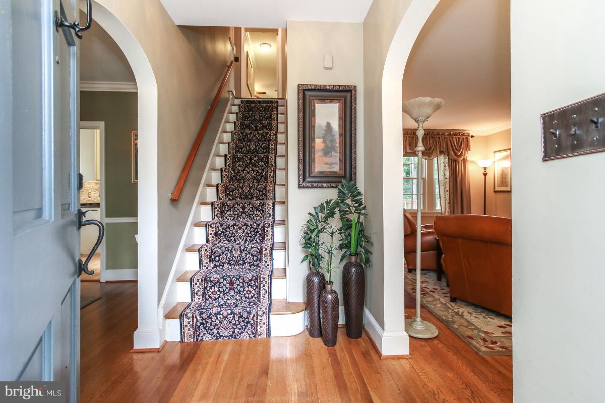 4004 Beverly Road Rockville, MD 20853 - Photo 2 of 30 Foyer and stairs