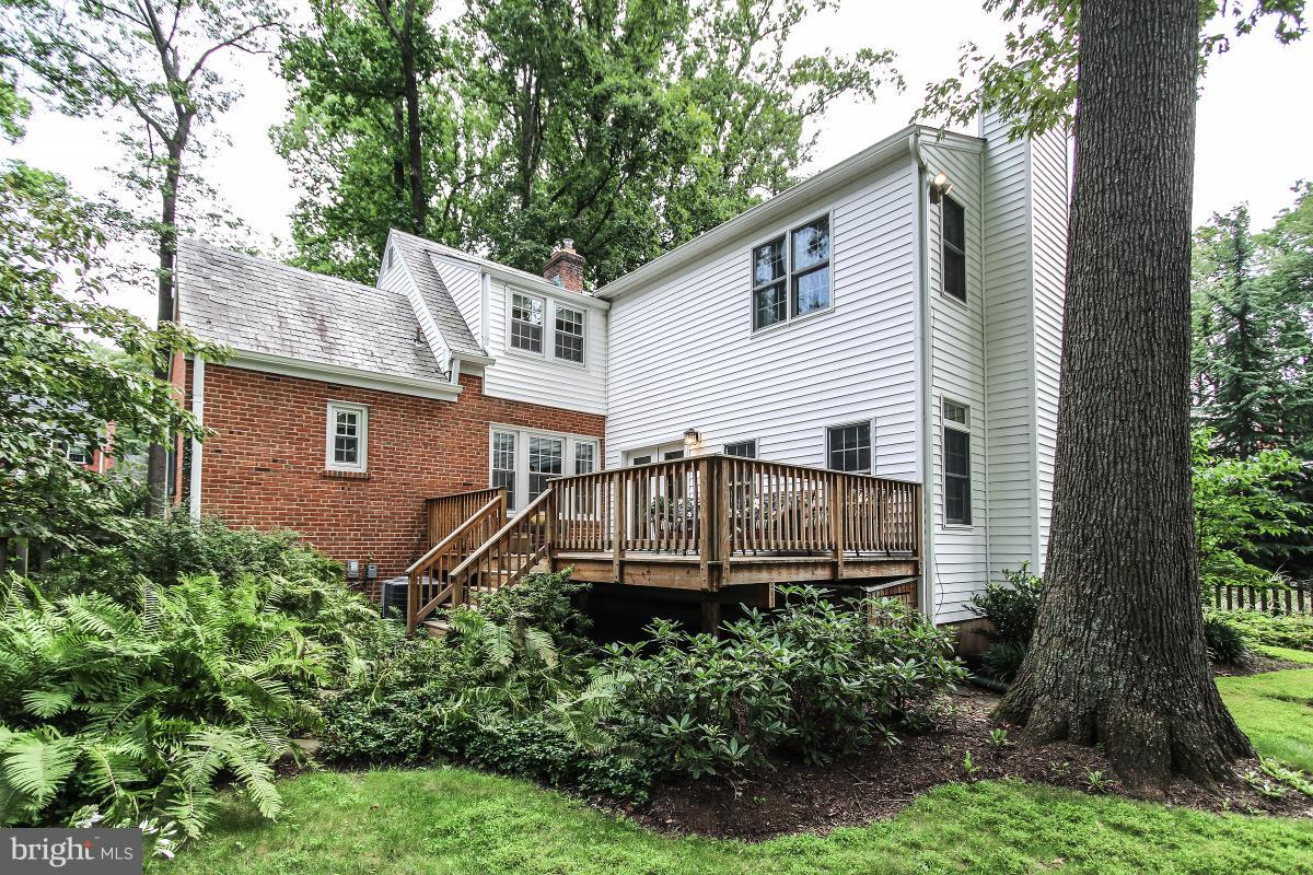 4004 Beverly Road Rockville, MD 20853 - Photo 29 of 30 Back of home