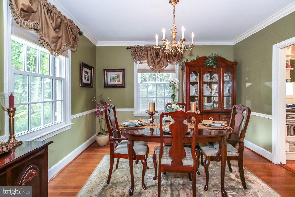 4004 Beverly Road Rockville, MD 20853 - Photo 5 of 30 Dining Room