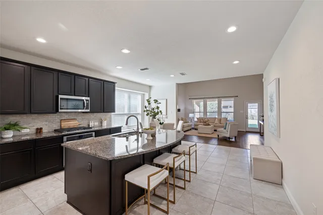 $425,000 | 2207 Tonkawa Trail, Katy, TX 77493