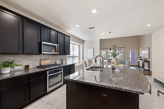 $425,000 | 2207 Tonkawa Trail, Katy, TX 77493