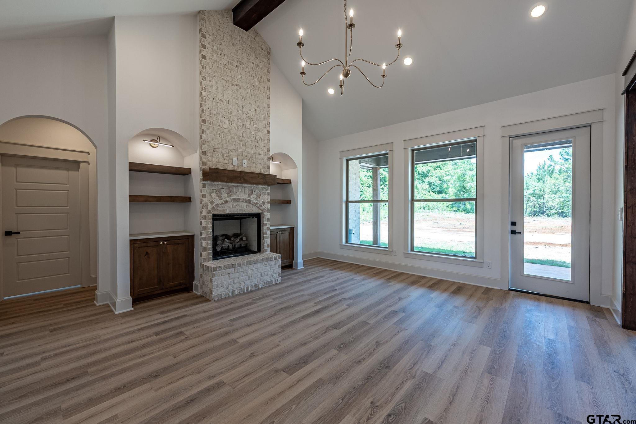 17049 Is Lk Drive Tyler, TX 75708 - Photo 6 of 37 Gallery Image 6