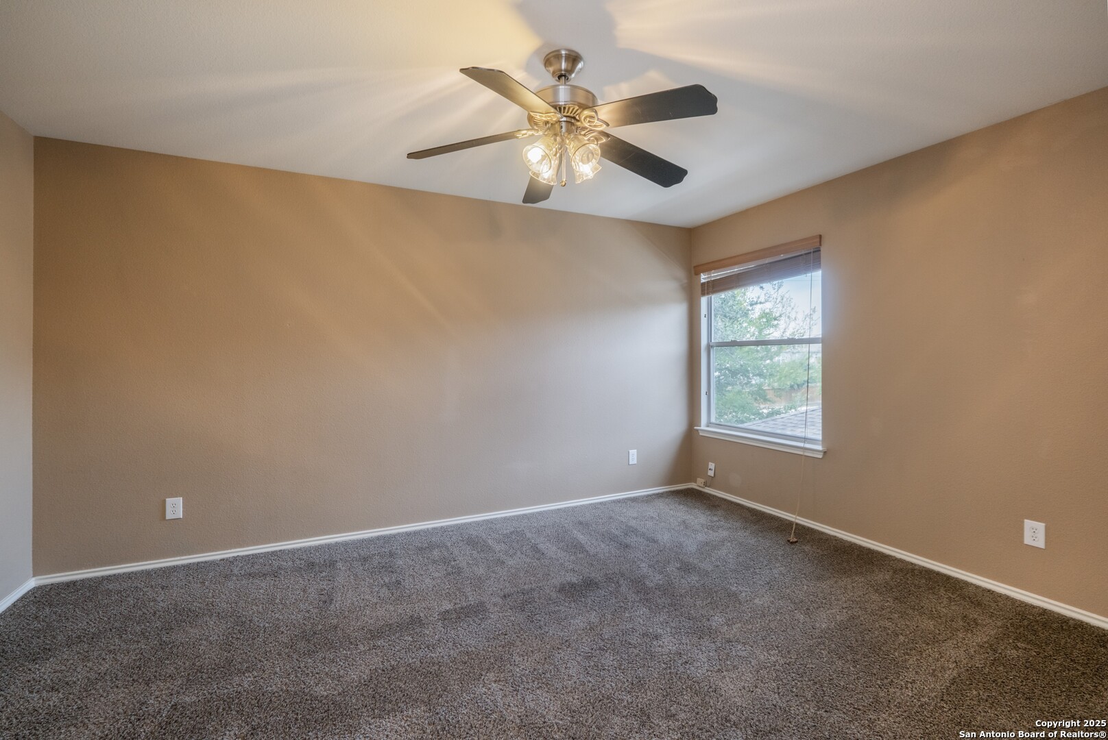 10407 Crystal View Universal City, TX 78148 - Photo 25 of 38