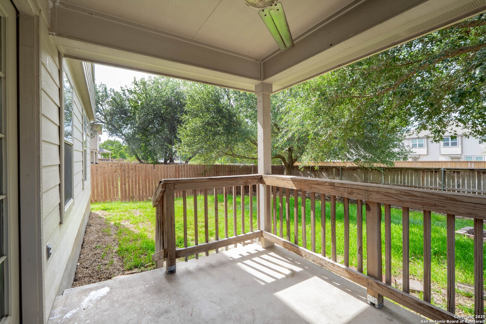 10407 Crystal View Universal City, TX 78148 - Photo 28 of 38