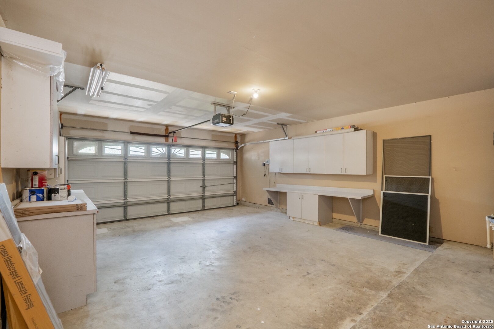 10407 Crystal View Universal City, TX 78148 - Photo 35 of 38