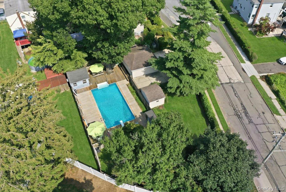 167 Lyon Street Valley Stream, NY 11580 - Photo 34 of 35