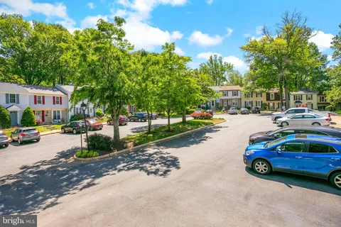$610,000 | 10103 Sassafras Woods Court, Burke, VA 22015