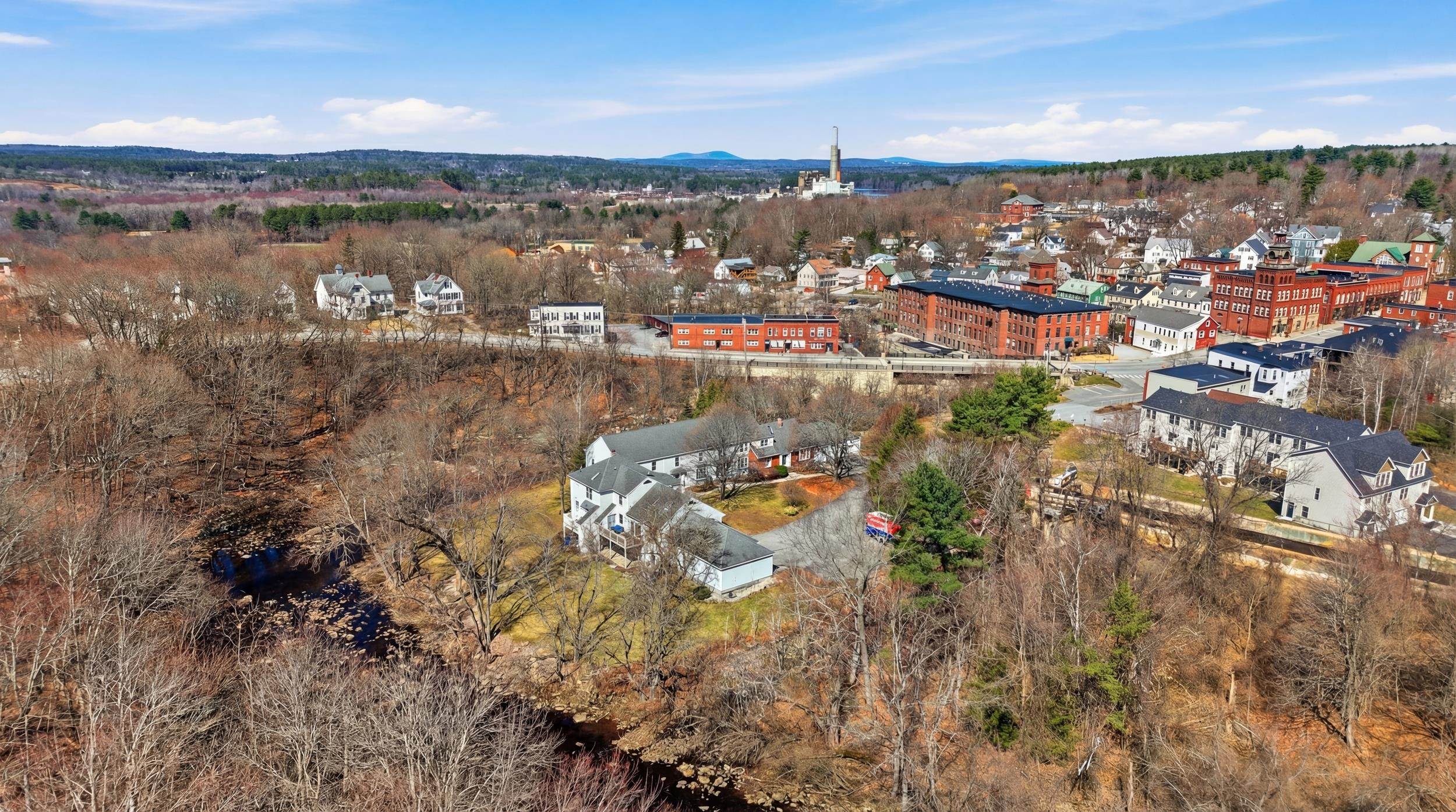 8 Mill Falls Road Pembroke, NH 03275 - Photo 12 of 53