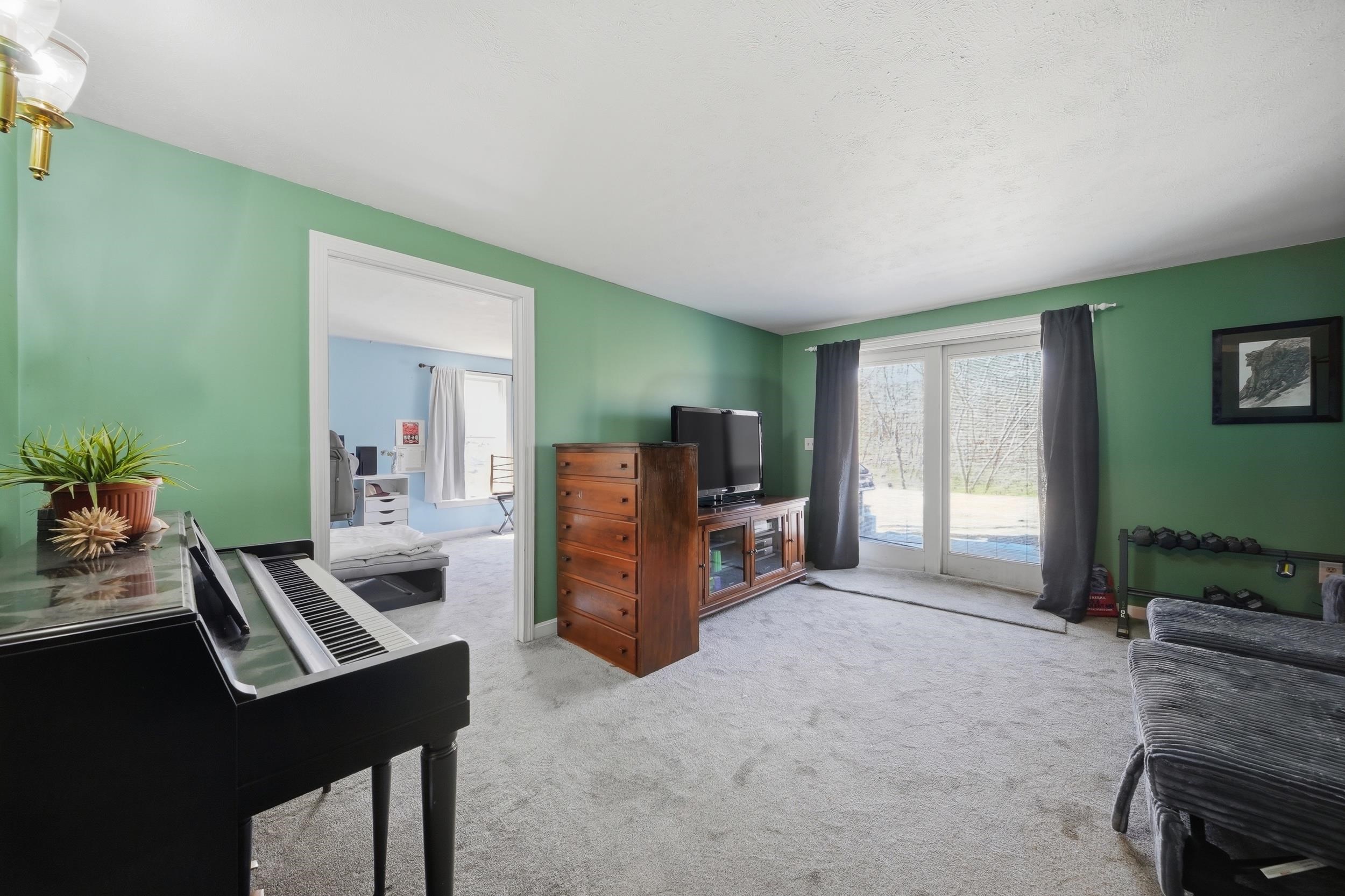 8 Mill Falls Road Pembroke, NH 03275 - Photo 26 of 53