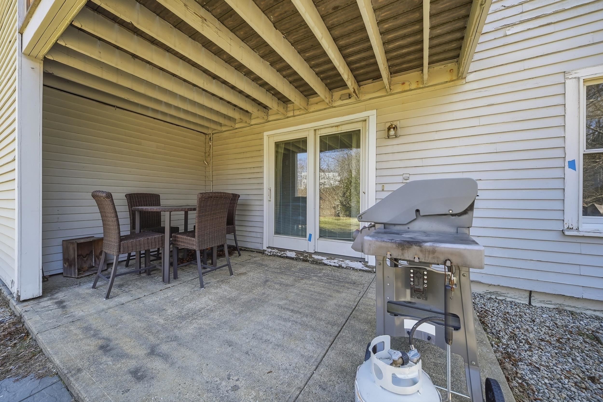 8 Mill Falls Road Pembroke, NH 03275 - Photo 9 of 53