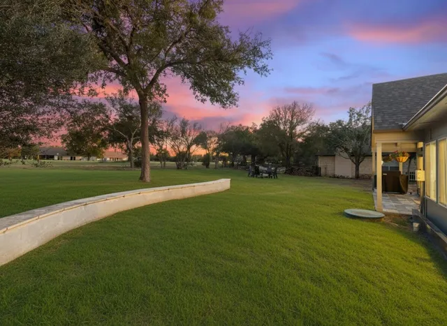 $850,000 | 915 Biscayne Street, Lakeway, TX 78734