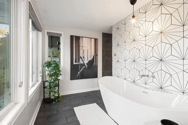 $850,000 | 915 Biscayne Street, Lakeway, TX 78734