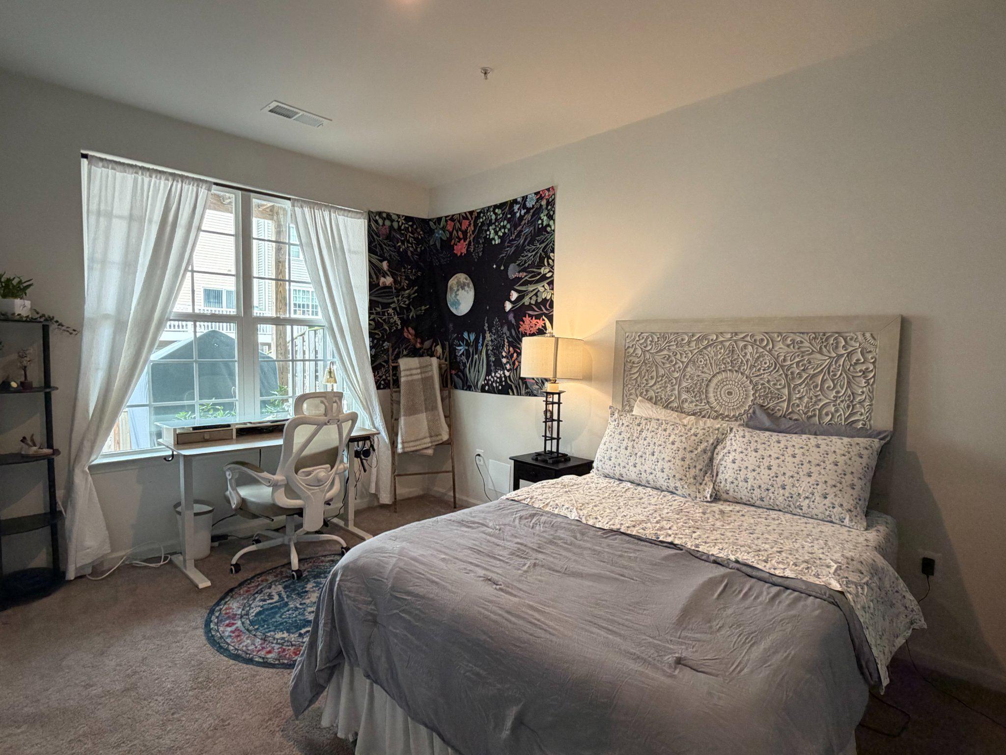 8468 Randell Rdg Road Frederick, MD 21704 - Photo 5 of 28 1st Floor bedroom with natural light.