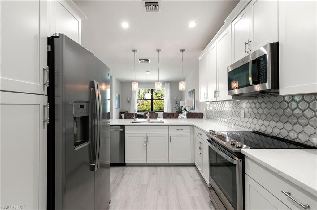 7619 Morgan Way Naples, FL 34119 - Photo 14 of 40