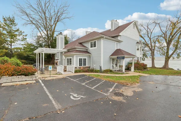 $2,600,000 | 4200 West End Road, Geneva, WI 53147