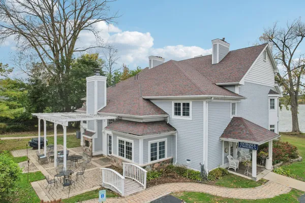 $2,600,000 | 4200 West End Road, Geneva, WI 53147