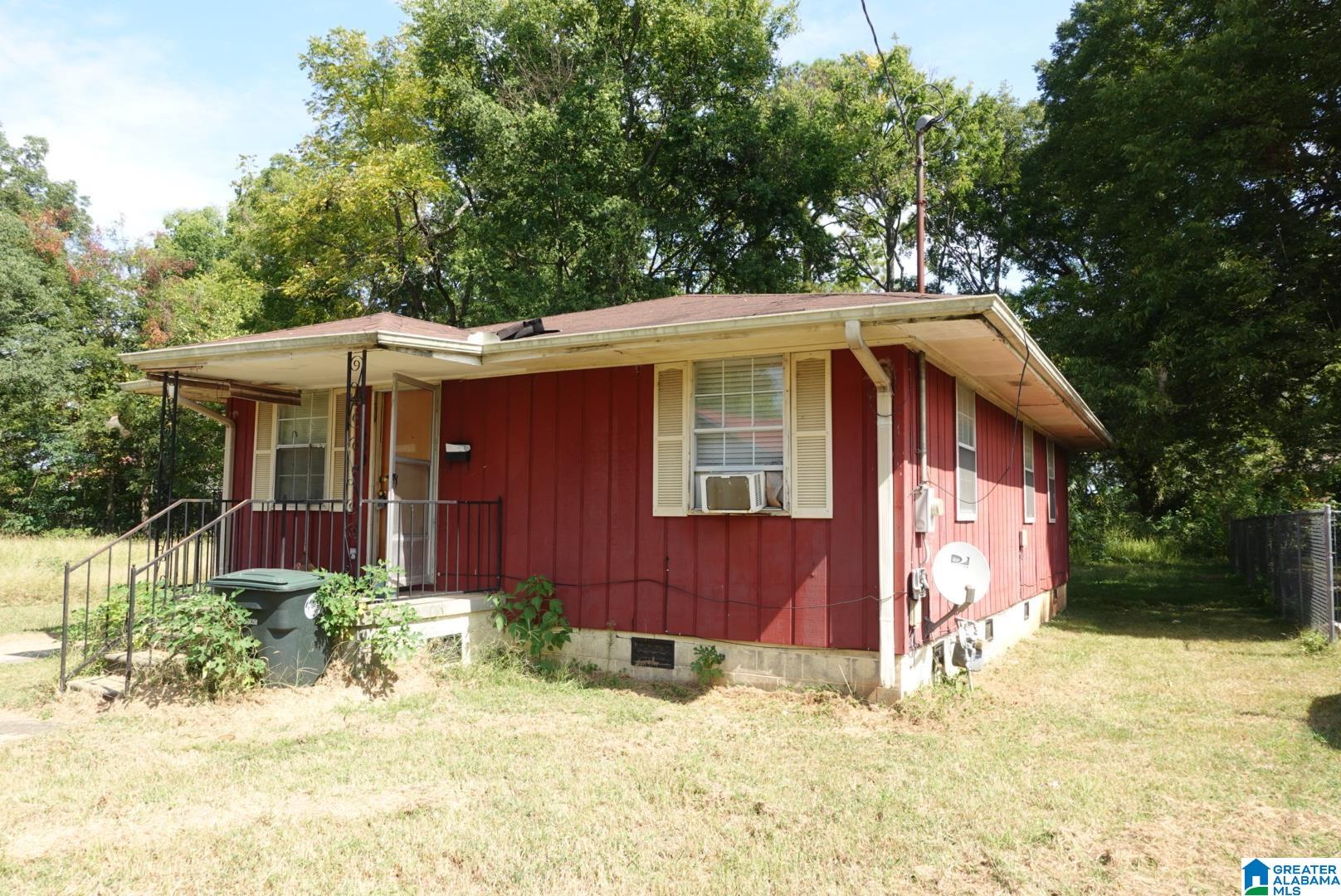 1359 15th Place Birmingham, AL 35211 - Photo 4 of 5