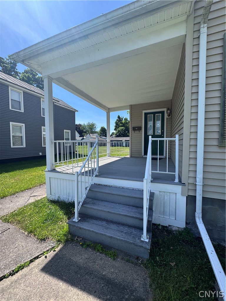 609 North Jay Street Rome, NY 13440 - Photo 3 of 6